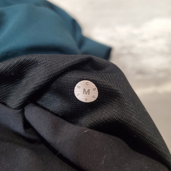 Lululemon T.H.E. Short *Luxtreme Liner 9". Indochine Blue (Teal = Blue/green). M - Picture 5 of 14